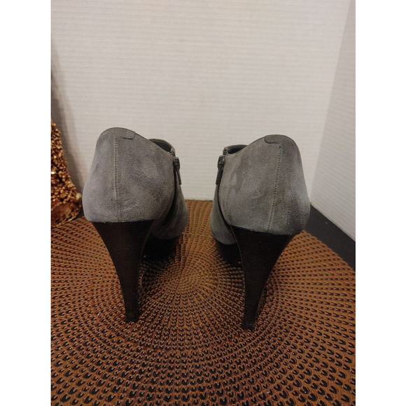 BCBG Rimy Ultra Suede Peep Toe Booties Size 9B - Picture 4 of 4